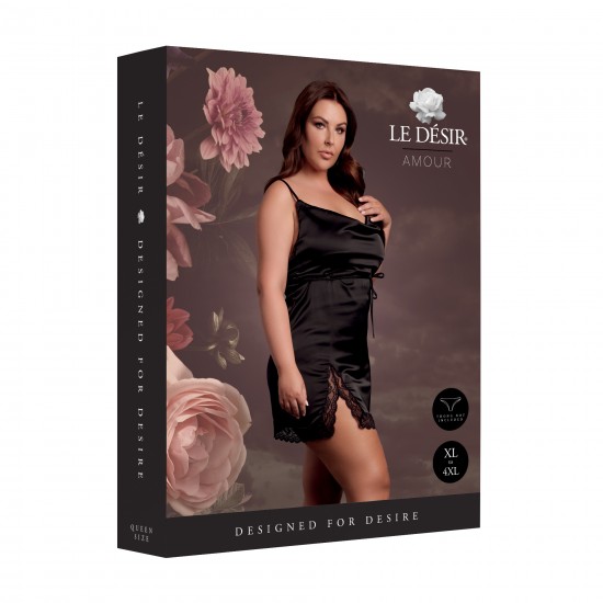Entre em cena com nosso cativante vestido preto que deixa o clássico "Little Black Dress" para trás. Esta peça deslumbrante apresenta alças cruzadas nas costas, adicionando um toque ousado à sua silhueta. O comprimento s