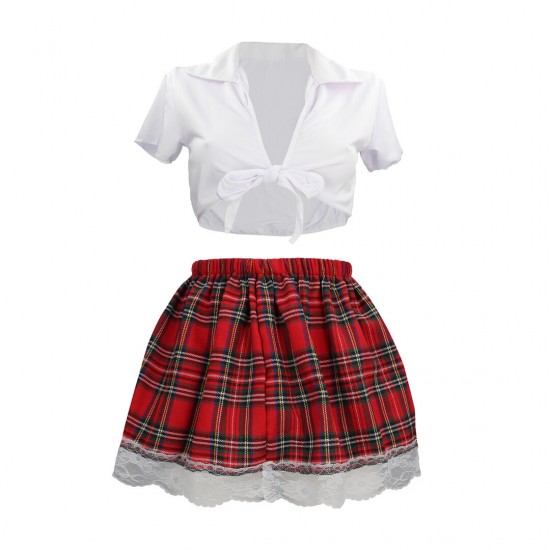 Basta fingir e usar a imaginação para ir além dos limites da realidade! Fantasia de colegial safada com minissaia plissada e blusa justa — perfeita para devaneios dignos de detenção e fantasias em sala de aula.