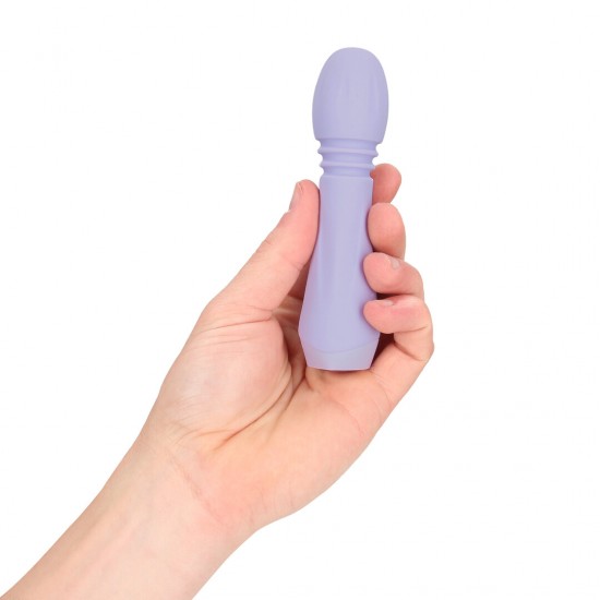 Apresentamos a Mini Varinha Flexível, um massajador compacto e com design elegante, criado para uma estimulação precisa e confortável. Seu formato suavemente contornado e a cabeça flexível permitem que a varinha se mova