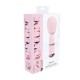 Velour - Mini-Wand O Velour da Loveline International, Coleção Paris, é um mini vibrador texturizado com 10 funções. Operando a menos de 50 dB, proporciona prazer discreto e possui uma base iluminada que muda de cor a cada função. Oferece