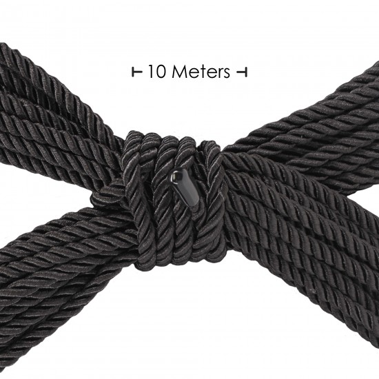 Entre no jogo de bondage, dominante (ou submisso) e mergulhe em um mundo totalmente novo e emocionante com esta corda resistente de inspiração japonesa. Esta corda de 10 metros de comprimento é sensual, sedosa e fácil de