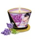 A vela de massagem da Shunga combina uma fórmula feita com óleos 100% naturais à base de plantas e fragrâncias delicadas que ajudam a criar uma atmosfera acolhedora e sensorial. Quando acesa, a cera se transforma em um ó