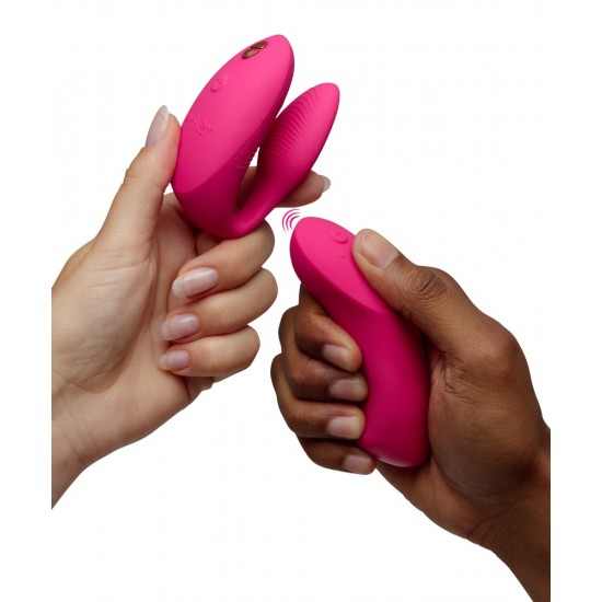 Para orgasmos compartilhados!O vibrador para casais Chorus Pro da We-Vibe possui 3 motores e proporciona prazer a ambos os parceiros com vibrações intensas durante o sexo. Graças à sua inovadora tecnologia Fusion Wave –