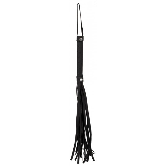 Flogger preto com alça enrolada e prática presilha para o pulso. Ele se sente seguro na mão e as folhas macias podem ser usadas para carícias ou palmadas sensuais. Fabricado em imitação de pele de alta qualidade (poliure