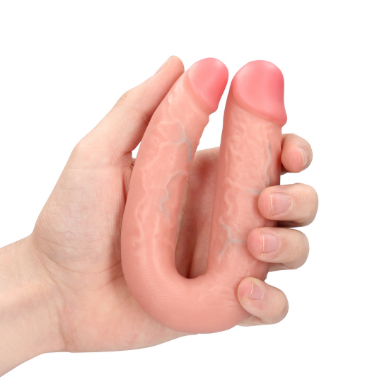 Dildo Realistico 2 em 1 Curvo 5'' (13 cm) - Pele O RealRock foi projetado para permitir que você se divirta ao máximo. Um dildo firme e macio ao toque, de aspecto natural e do tamanho certo. Suas veias realistas proporcionam estímulo extra no interior. Este modelo ofer