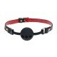 Milan Collection - Silicone Bola Gag - Preto/Vermelho Você ama um jogo safado? Mantenha seu amante quieto com a Milan Collection Bola Gag Respiravel da Ouch!. Esta mordaça tem tiras ajustáveis de couro sintético de qualidade para um tamanho único e apresenta um acabamento