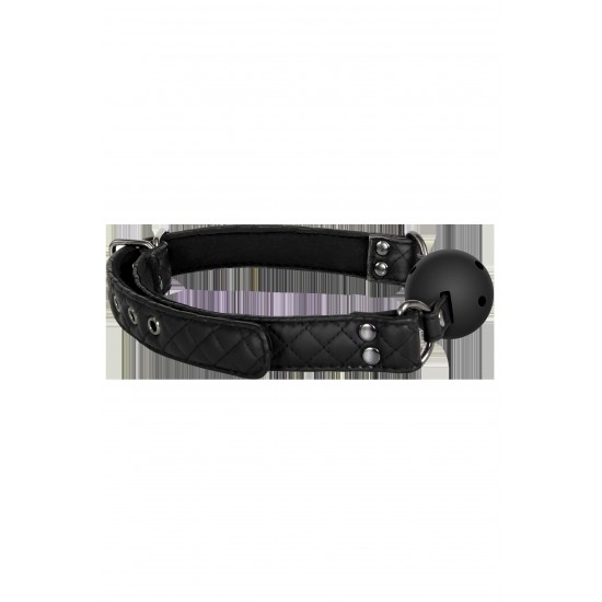 Esta mordaça da coleção Blaze é obrigatória para todos os amantes de BDSM. Tem um design acolchoado com ponto de diamante em couro vegano, com ferragens pretas sem níquel. Se você quiser impedir que o sub fale, você vai