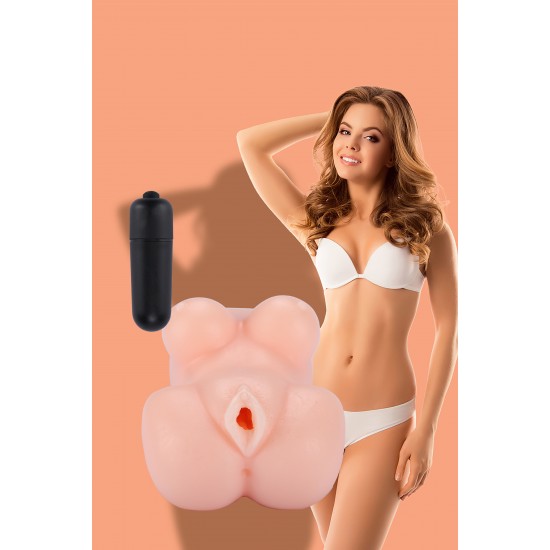 Este body stroker tem uma textura super macia e realista no interior para sensações emocionantes. É feito de TPE de longa duração e sensação real, Lisa tem uma vagina elástica e uma extremidade aberta do outro lado, para