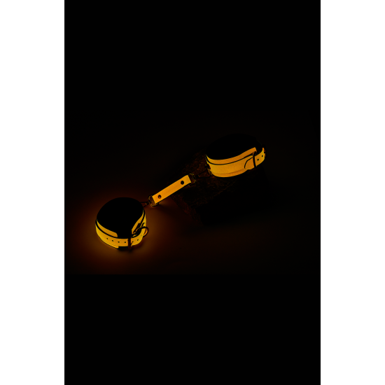 RADIANT ANKLE CUFF GLOW IN THE DARK ORANGE RADIANT ANKLE CUFF GLOW IN THE DARK ORANGE