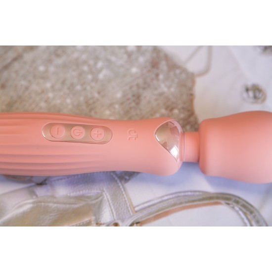 Glam é a nova linha de vibradores desenhada especialmente para trazer mais glamour e elegância para teus momentos mais íntimos, de silicone ultra-suave, recarregável e resistente à água, é perfeito para proporcionar mome