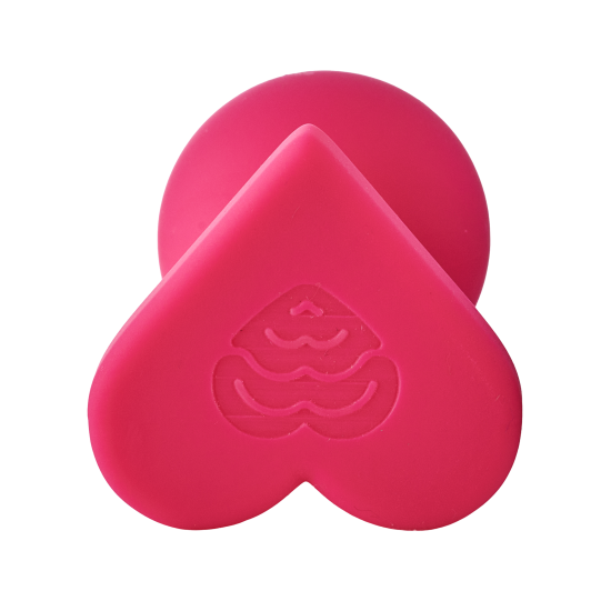 O Plug Anal Heart Plug Small da coleção Love Signal da Dreamtoys é um plug anal ideal para iniciantes, projetado para uma exploração confortável e confiante. Sua superfície de silicone macia e suave, aliada ao formato pe