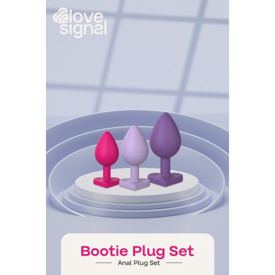 O conjunto Triple Heart da coleção Love Signal da Dreamtoys é um conjunto versátil de plugs anais projetado para treinamento e exploração graduais. Com três tamanhos (pequeno, médio e grande), cada plug é feito de silico