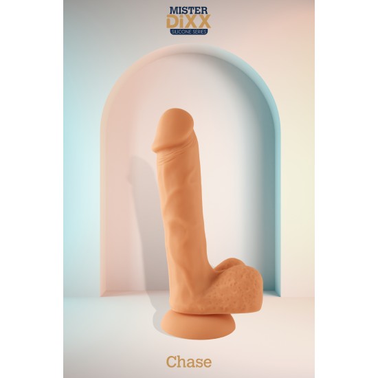 Chase é um dildo de silicone ultrarrealista de 17 cm projetado para clientes que buscam desempenho realista e materiais de alta qualidade. Fabricado em silicone macio e seguro para o corpo, apresenta veias realistas e um
