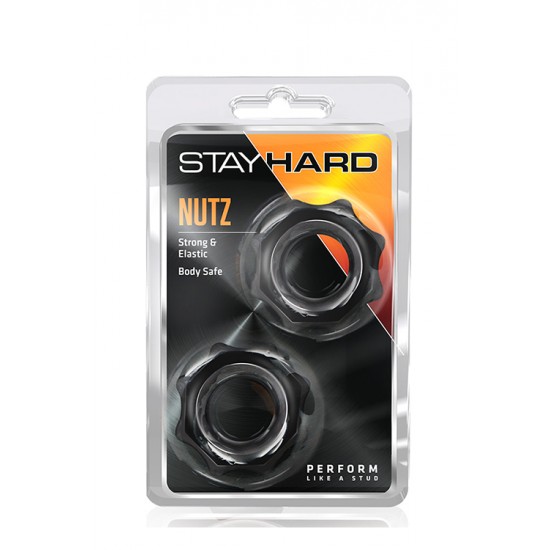 Conjunto 2 Anéis Pénis Nutz Stay Hard Preto Tenha uma performance de um garanhão!Conjunto de 2 anéis para o pénis, sem vibração, em material super elástico, durável e de alta qualidade.Estenda o tempo dos seus momentos íntimos e escreva o seu final feliz com estes