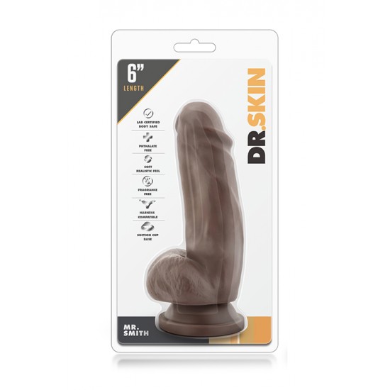 Dildo Realista Dr. Skin Mr Smith Chocolate 11.5cm Castanho Seja um bom anfitrião e receba de braços abertos o Dr. Skin em sua casa!Dildo realista com cabeça e corpo proeminente bem esculturados para imitação do pénis real. Com forte base de succção para que possa desfrutar d
