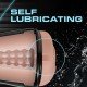 Masturbador auto lubrificante M FOR MEN VANILLA Stroker macio auto lubrificante com textura protuberante no interior. A tecnologia de auto lubrificação é incorporada ao material real TPE. Adiciona água e isso ativará a auto lubrificação. O recurso de auto lubrificação