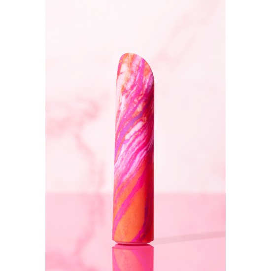 Você está pronto para o seu mais novo vício? O Limited Addiction Fiery Power Vibe é um vibrador colorido e elegante que oferece 10 vibrações profundas e estrondosas com o motor Rumble Tech™ superior! Percorra 5