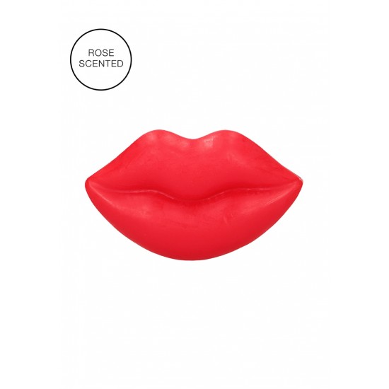 Cubra a pele de deliciosos beijos perfumados com este sabonete em forma de lábios vermelhos resplandecentes. Estes lábios apetitosamente perfumados adicionam diversão interminável a cada banho de duche ou imersão! Pe