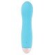 Mini vibrador azul com reentrância côncava na haste. Tem 7 modos de vibração diferentes e pode ser recarregado com o cabo USB incluído. Fácil de usar e com um design elegante. À prova dágua. Comprimento total 12,9 cm,