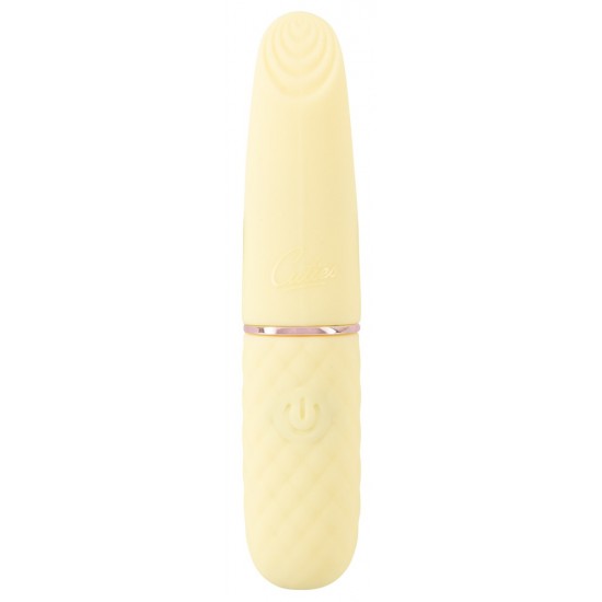 Cuties Mini Vibe Yellow 5. Gen Mini vibrador da 5ª Geração CutiesPonta vibratória achatada com textura estimulanteVibrações intensas que vão fundoFácil de usarDesign elegante em cor pastelA textura de diamante facilita a fixaçãoSilicone aveludado com