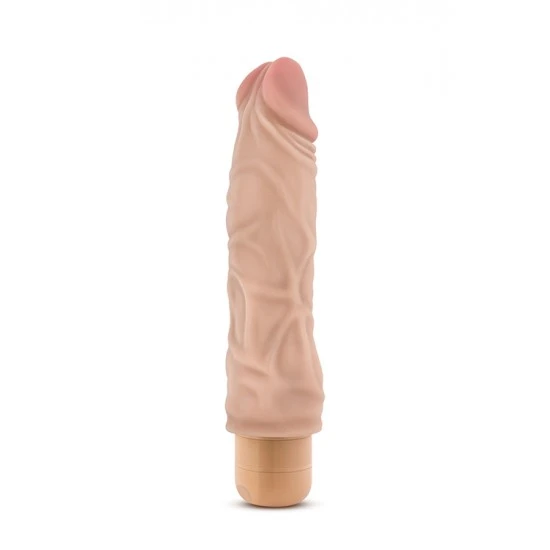 Vibrador Realista 10 Mr. Skin 18.5cm Pele Seja um bom anfitrião e receba de braços abertos o Mr. Skin em sua casa!Vibrador realista com cabeça e corpo proeminente. Com botão rotativo na base para navegar entre as potentes e profundas vibrações multivelocidades