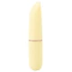 Cuties Mini Vibe Yellow 5. Gen Mini vibrador da 5ª Geração CutiesPonta vibratória achatada com textura estimulanteVibrações intensas que vão fundoFácil de usarDesign elegante em cor pastelA textura de diamante facilita a fixaçãoSilicone aveludado com