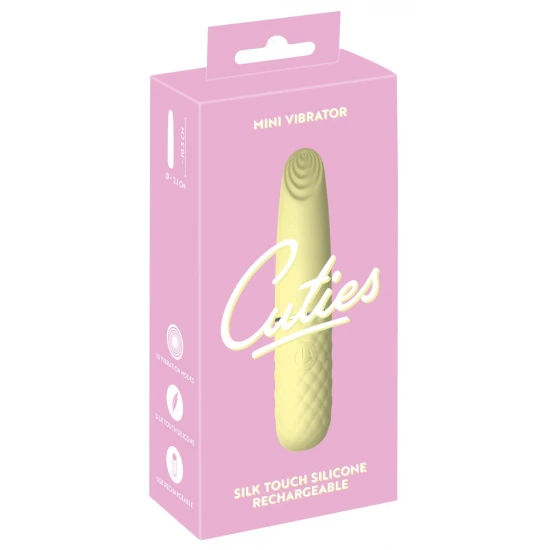 Cuties Mini Vibe Yellow 5. Gen Mini vibrador da 5ª Geração CutiesPonta vibratória achatada com textura estimulanteVibrações intensas que vão fundoFácil de usarDesign elegante em cor pastelA textura de diamante facilita a fixaçãoSilicone aveludado com